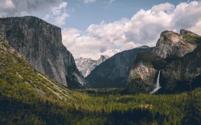 Top 10 Mountain Hiking Destinations in the U.S. You Can’t Miss